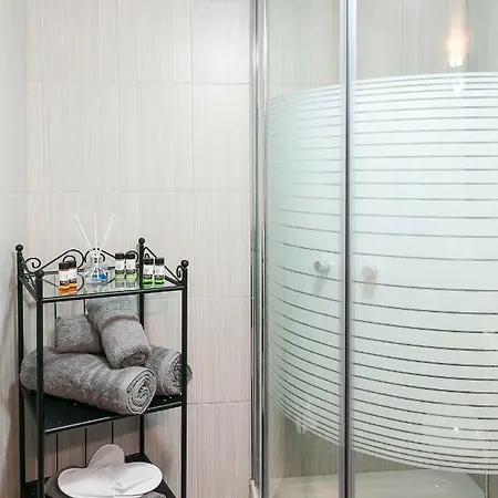 Luxury 65m2 Downtown