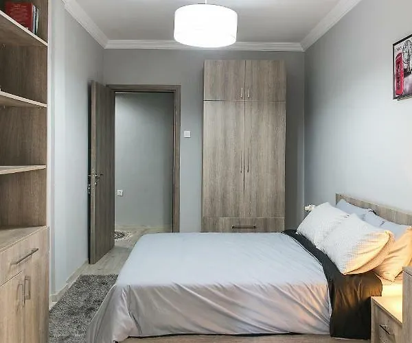 דירה Luxury 65m2 Downtown